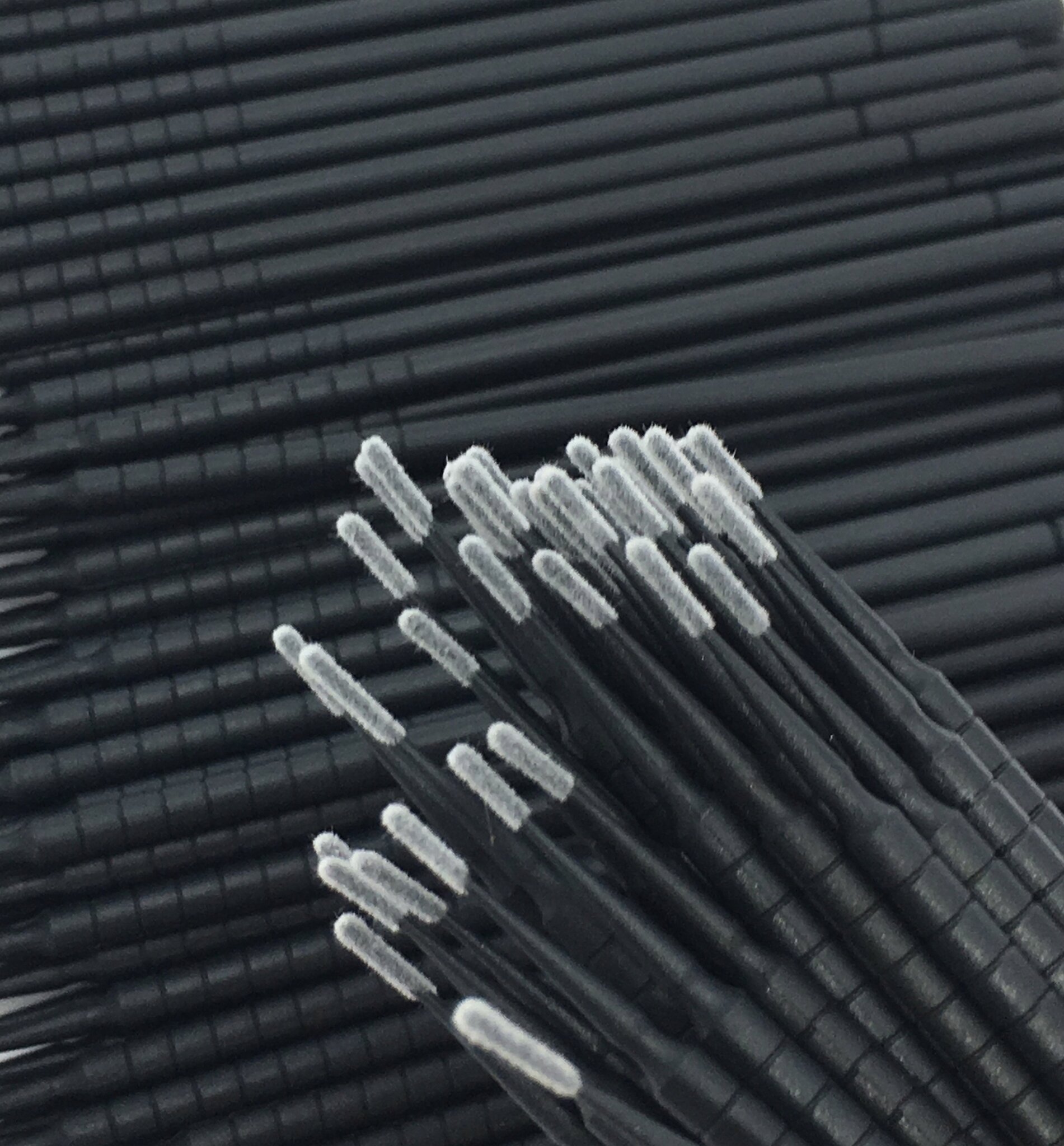 MIKRO APLIKATORY 100szt 1,5x4mm Czarne Pacynka