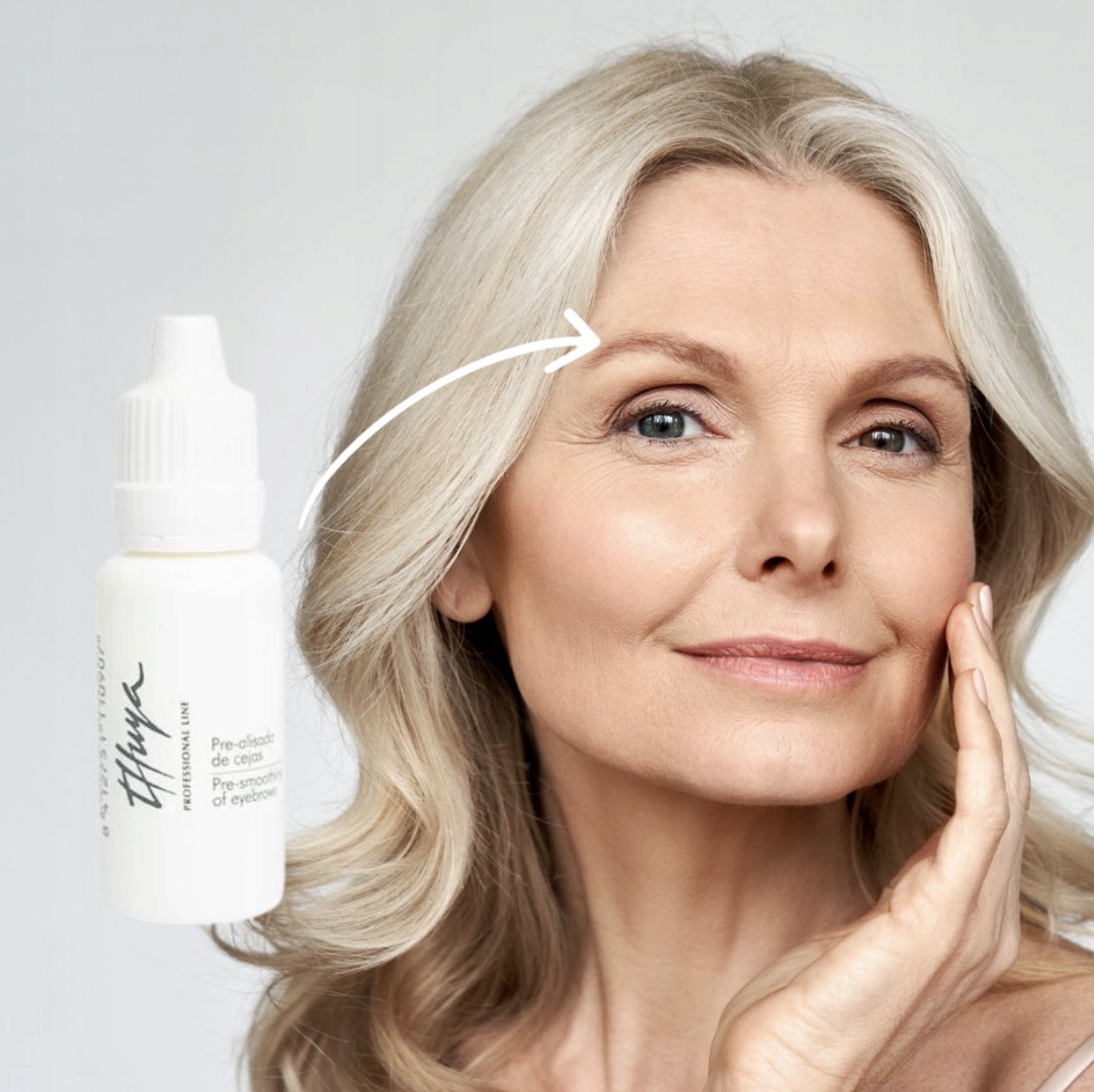 Płyn zmiękczający łuskę włosa Pre-Smoothing do brwi Thuya